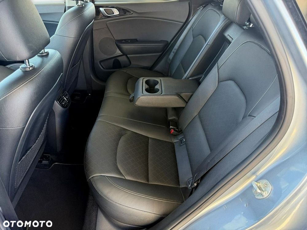 Kia XCeed - 21