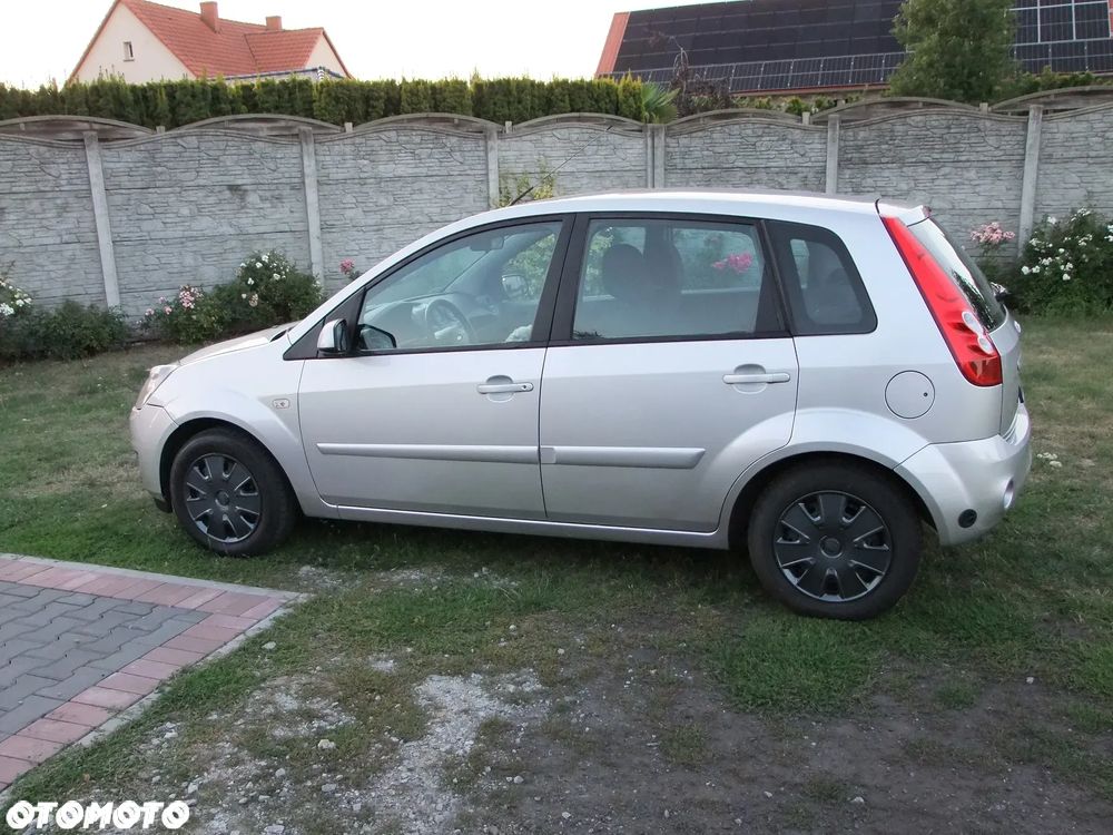 Ford Fiesta - 7