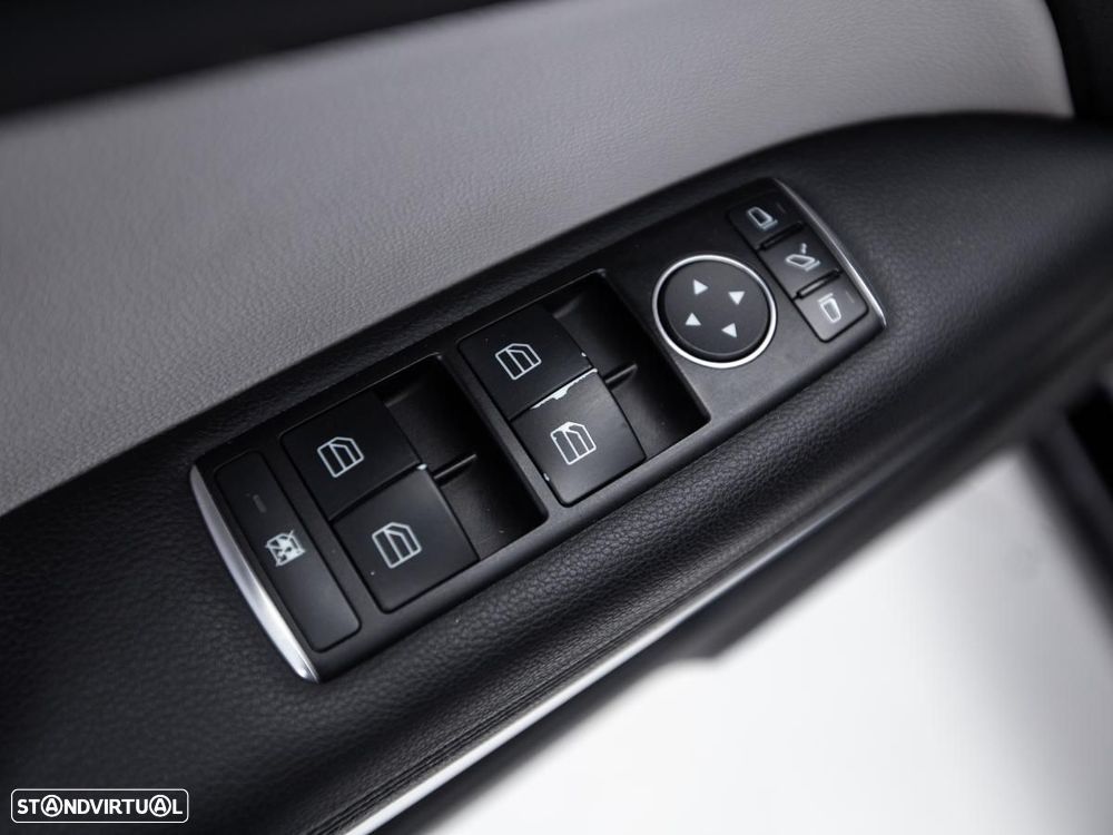 Mercedes-Benz E 220 - 14