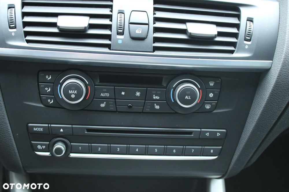 BMW X3 20i xDrive - 26