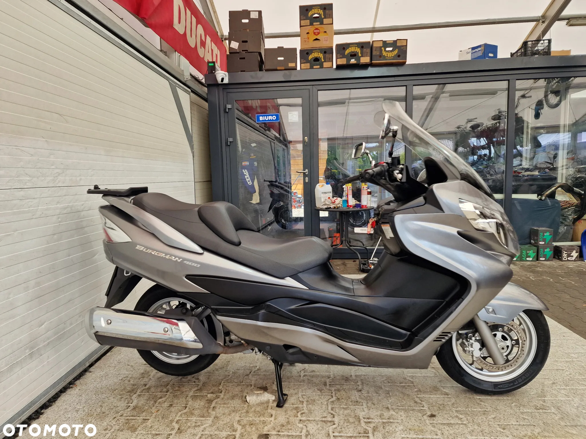 Suzuki Burgman - 4