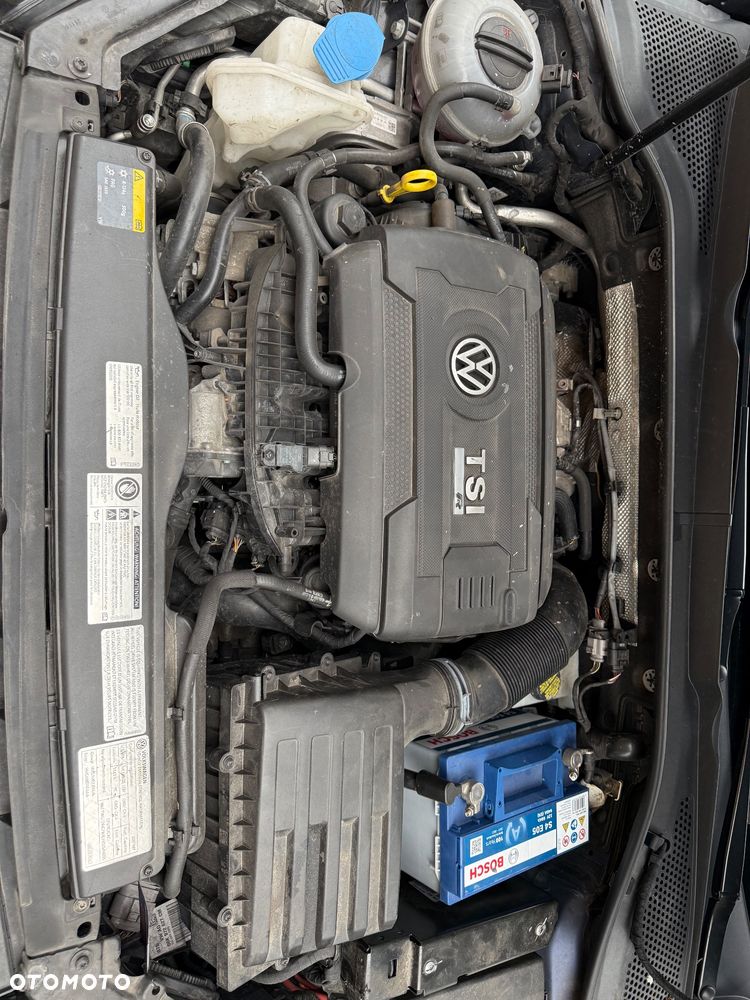Volkswagen Golf - 12