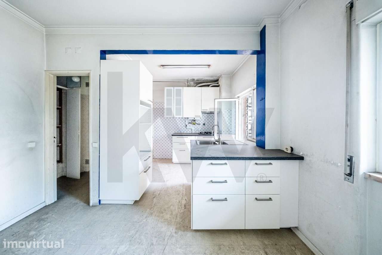 Apartamento T3 para remodelação junto ao Califa - Grande imagem: 5/21