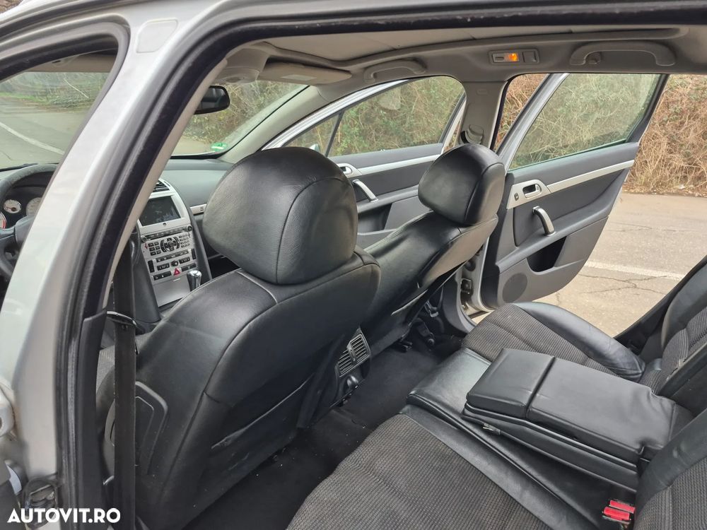 Peugeot 407 2.0HDi ST Sport FAP Aut - 28