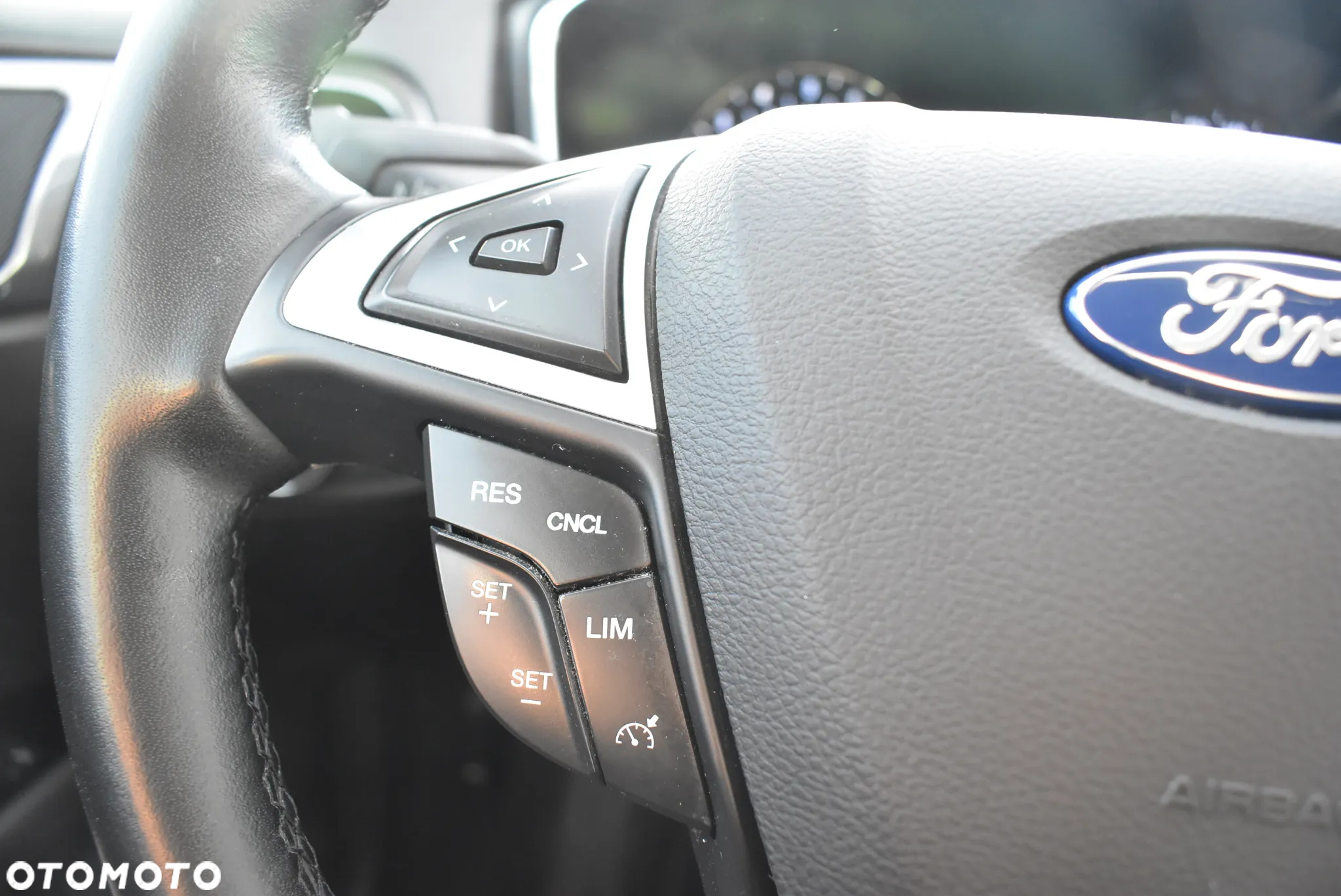 Ford Mondeo 2.0 EcoBlue Executive Plus - 23