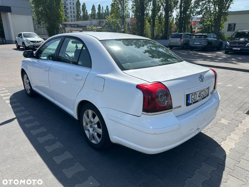 Toyota Avensis 2.0 D-4D Luna - 7