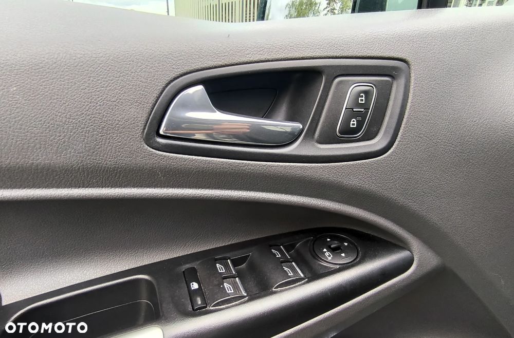 Ford Tourneo Connect - 17