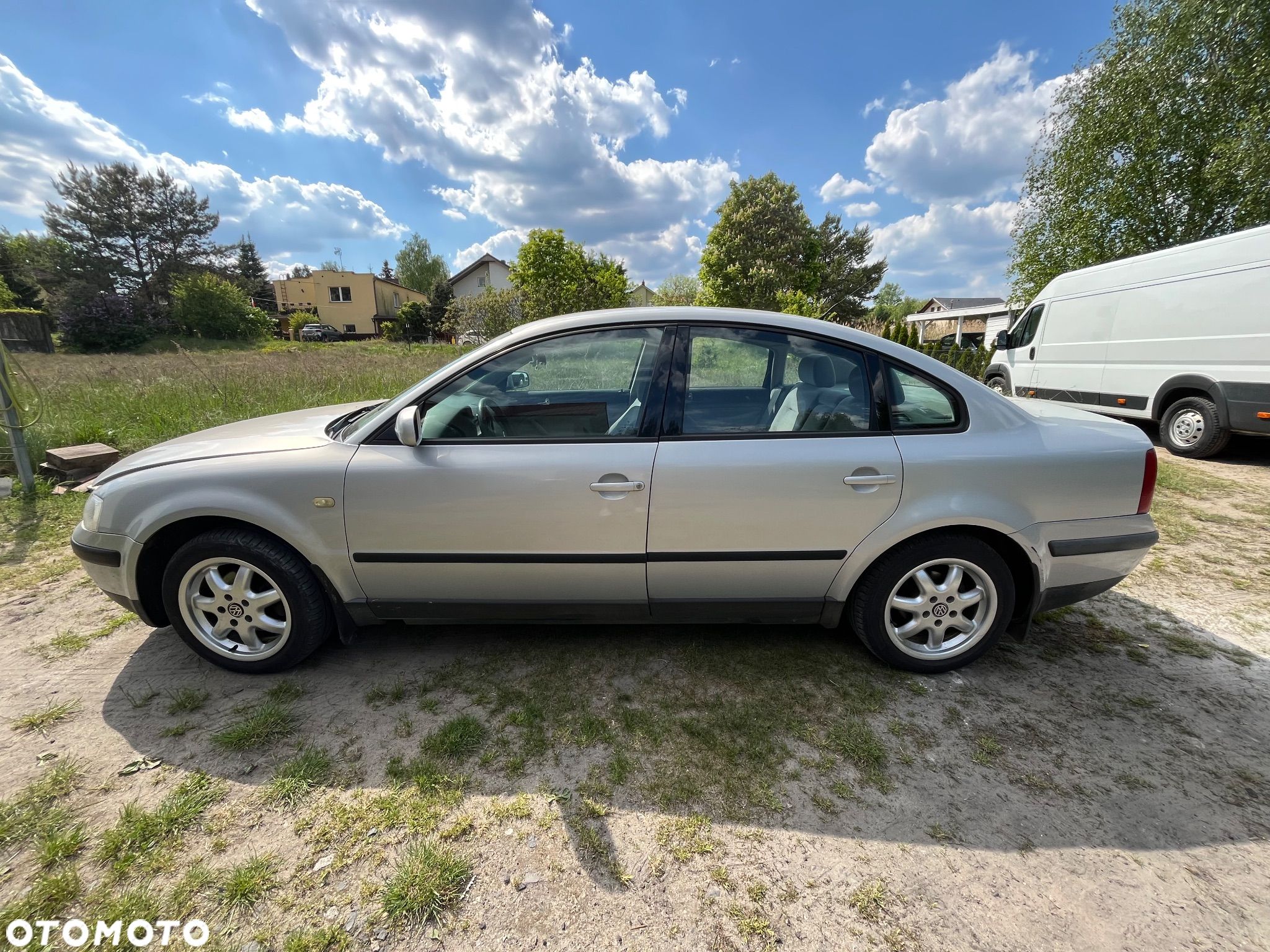 Volkswagen Passat 1.6 Comfortline - 1