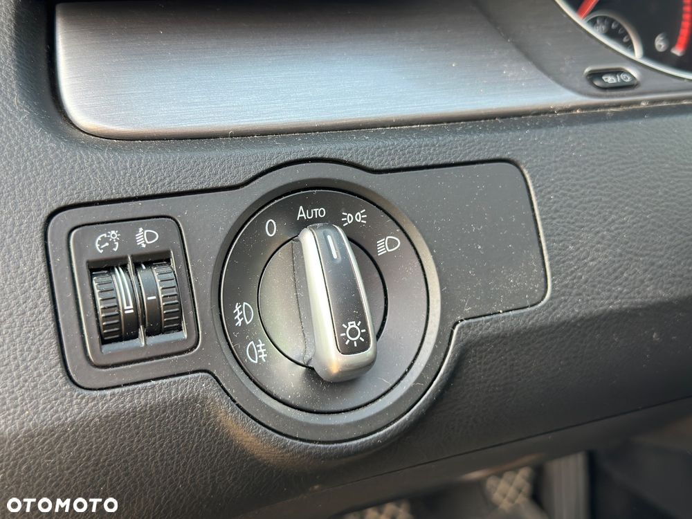 Volkswagen Passat 1.6 TDI BlueMotion Technology Comfortline - 13