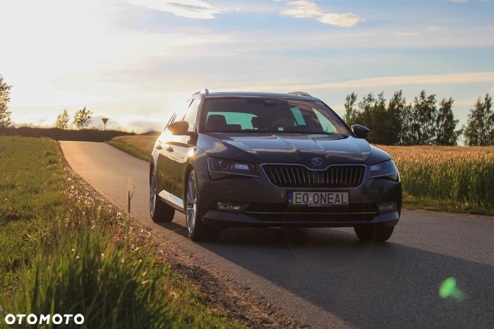 Skoda Superb 2.0 TSI 4x4 L&K DSG - 4