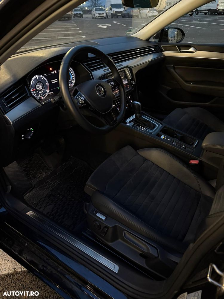 Volkswagen Passat - 13