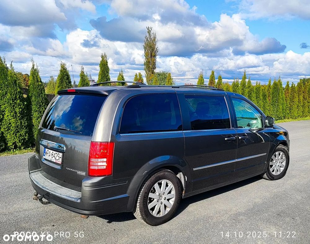 Chrysler Town & Country 4.0 Limited - 5