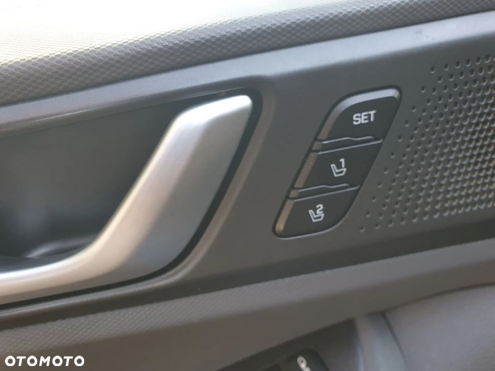 Hyundai IONIQ Electric Premium - 22