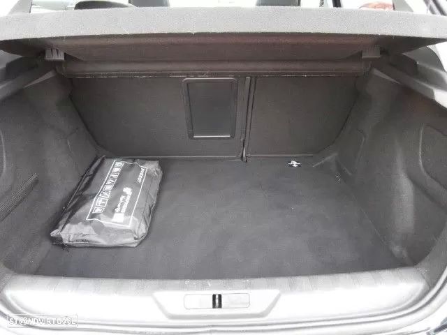 Peugeot 308 1.5 BlueHDi Allure Pack - 29