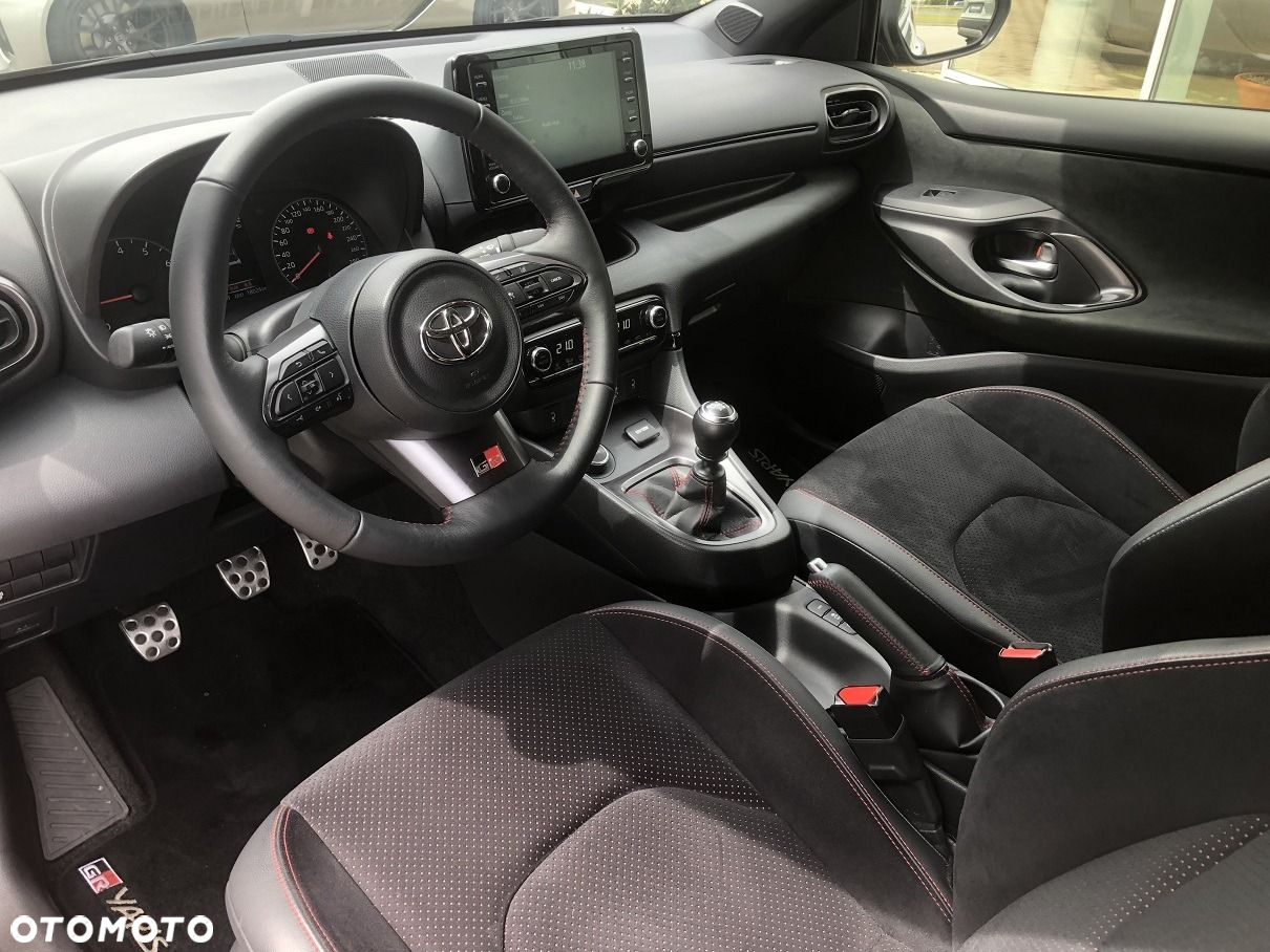 Toyota Yaris GR 1.6 Dynamic - 4