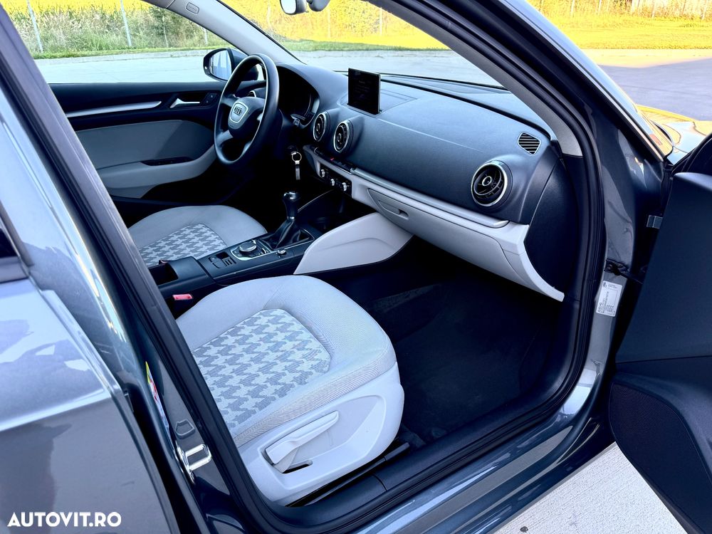 Audi A3 1.4 TFSI Sportback Attraction - 7