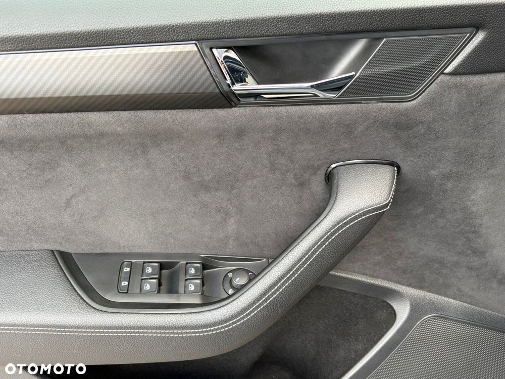 Skoda Superb 2.0 TSI 4x4 Sportline DSG - 12