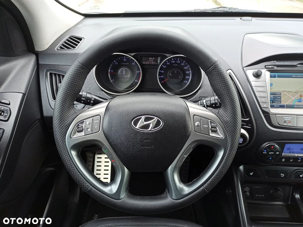 Hyundai ix35 1.7 CRDi 2WD Fifa World Cup Edition - 23
