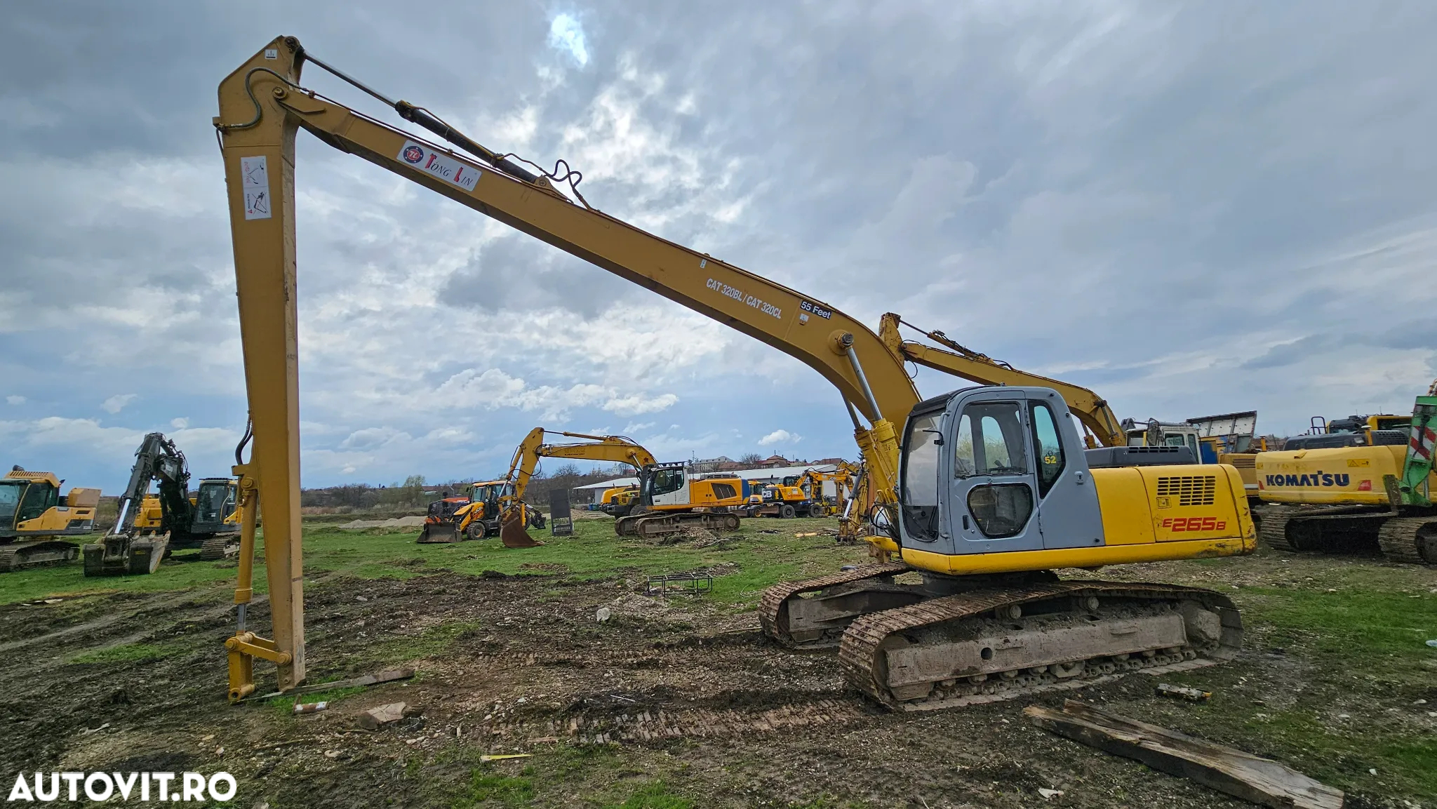 New Holland Holland E 265 Excavator pe șenile brat 16 m - 5