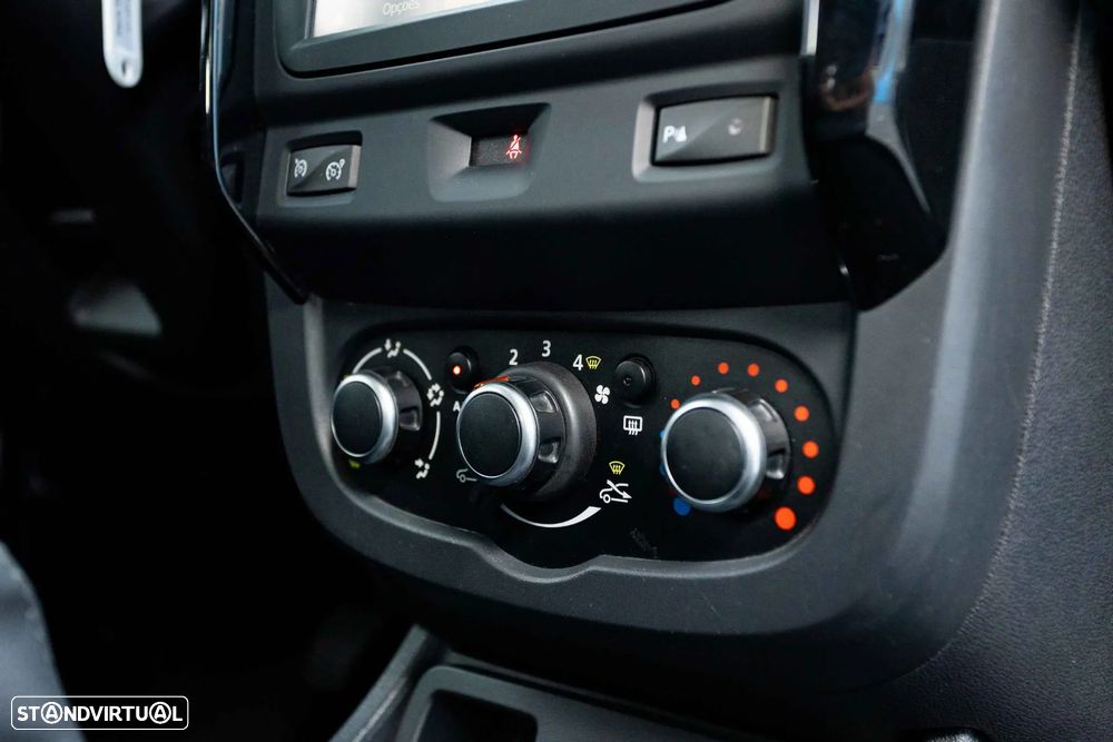 Dacia Duster 1.2 TCe SL Explorer - 43