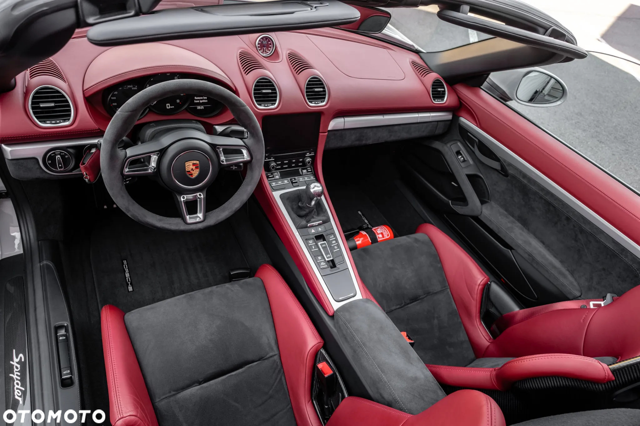 Porsche 718 Boxster Spyder - 29