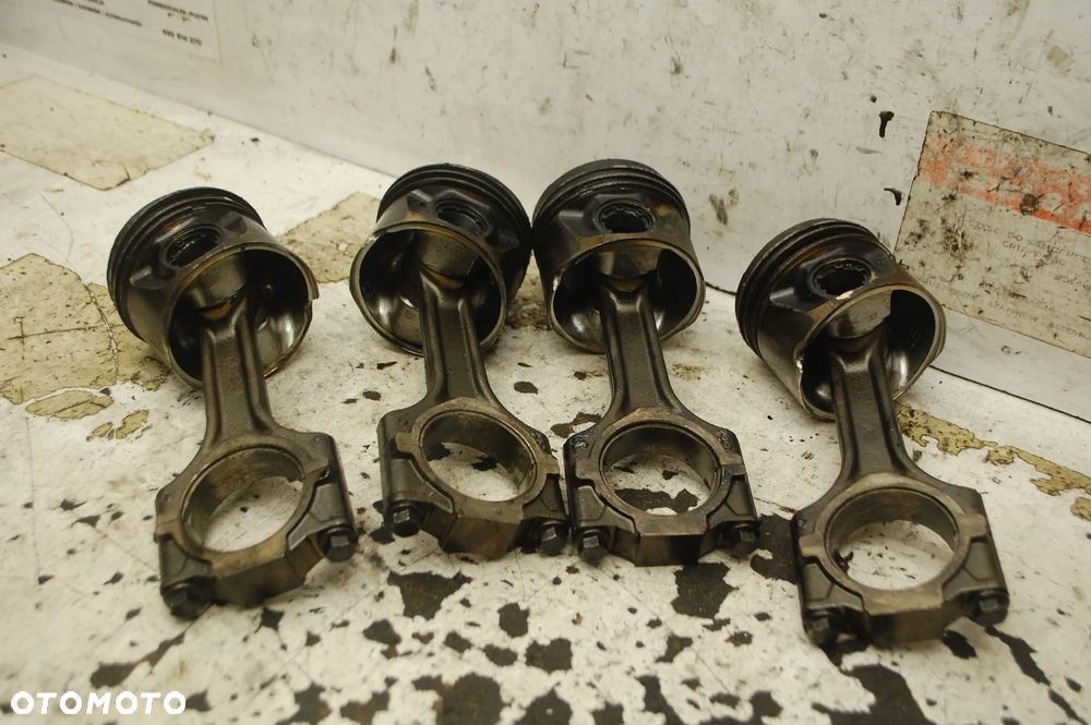 TŁOK + KORBOWÓD TŁOKI 822 1.6 M-JET FIAT DOLBO ALFA ROMEO - 4