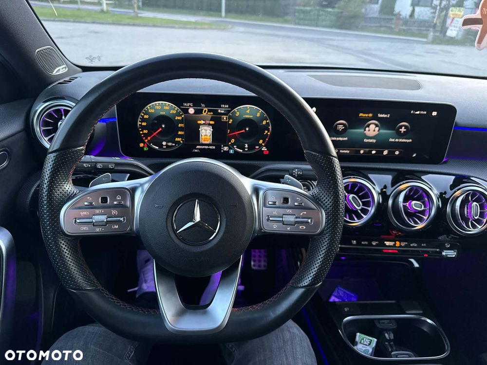 Mercedes-Benz Klasa A 250 4-Matic AMG Line 7G-DCT - 16