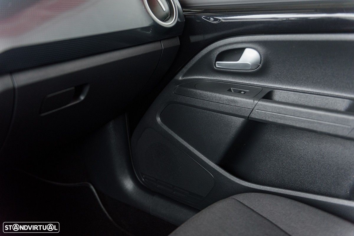 VW Up! 1.0 Move - 41