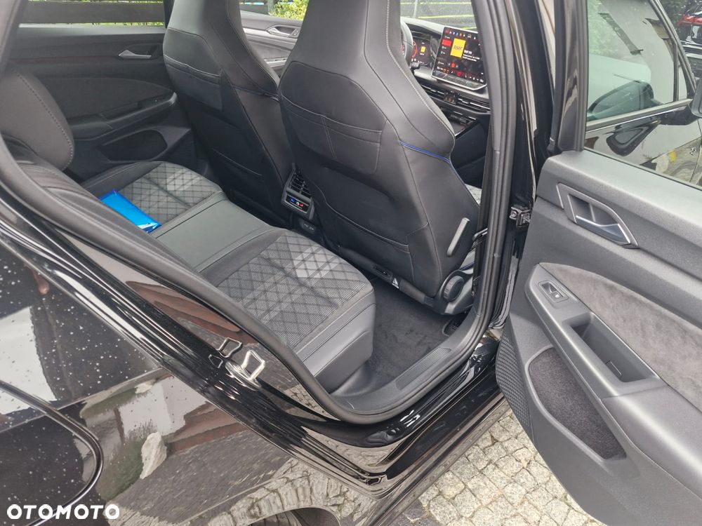 Volkswagen Golf 2.0 TDI SCR DSG R-Line - 13
