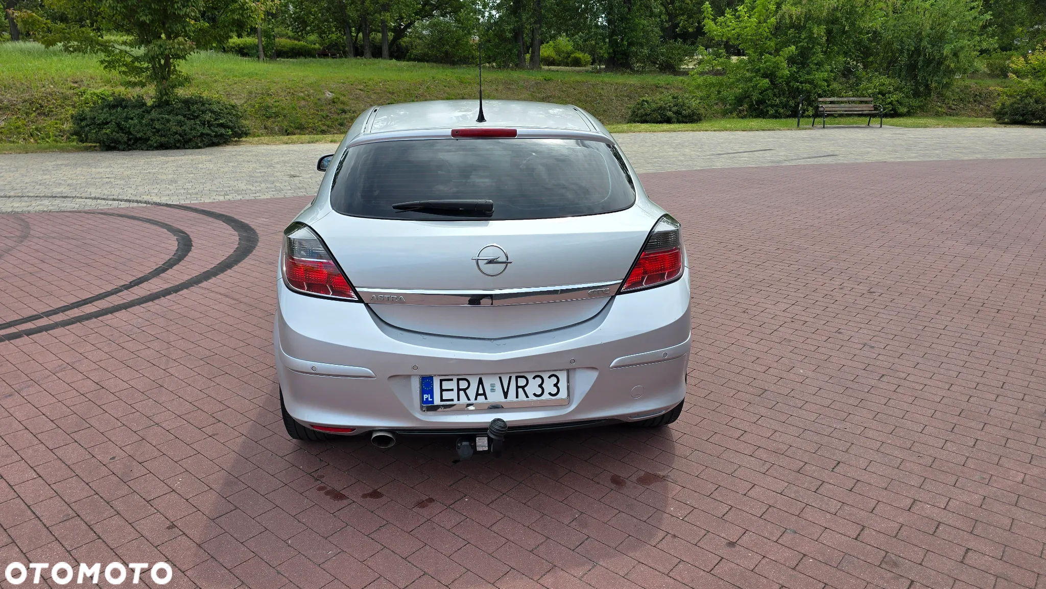 Opel Astra GTC 1.8 Sport - 13