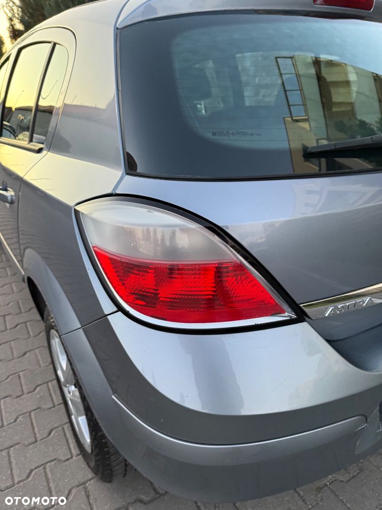 Opel Astra 1.4 Enjoy - 18