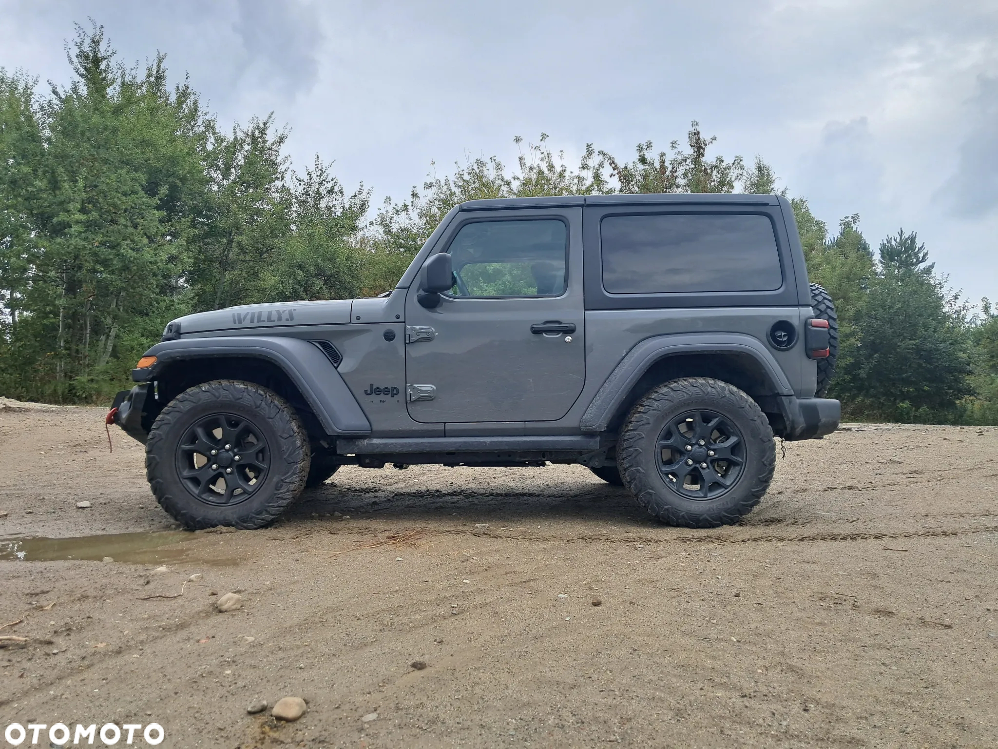 Jeep Wrangler - 8