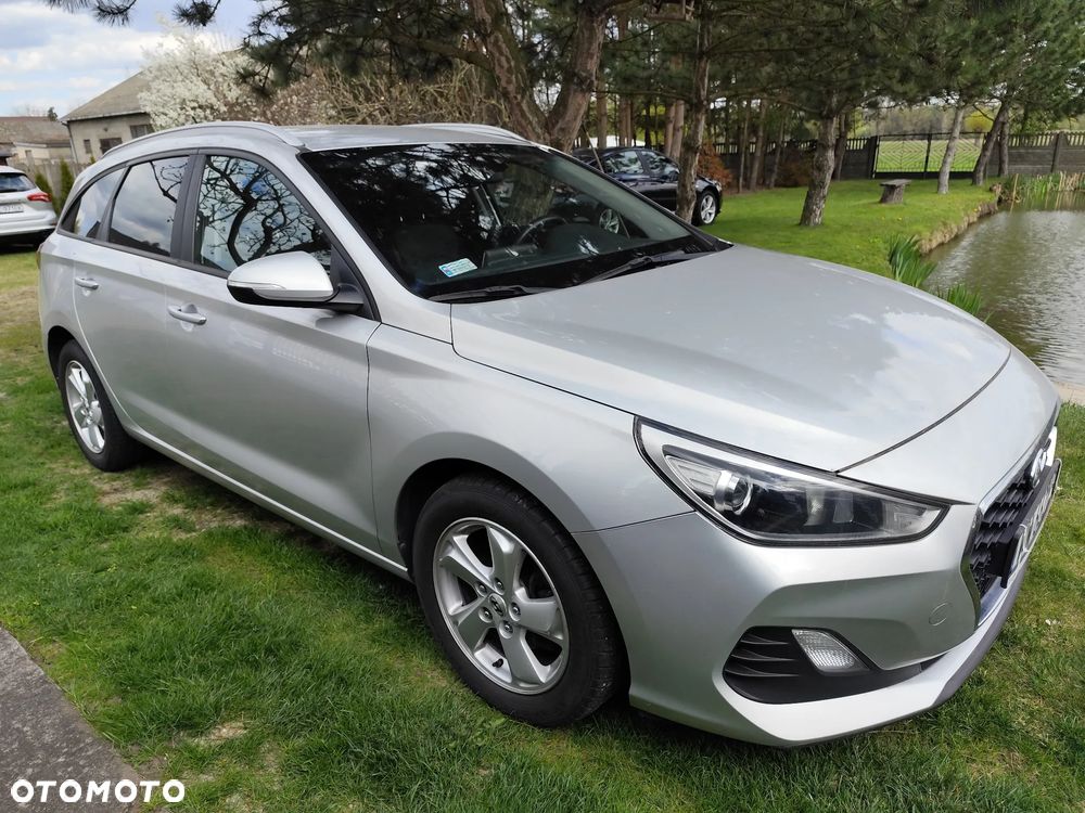 Hyundai i30 1.6 D Classic + - 7