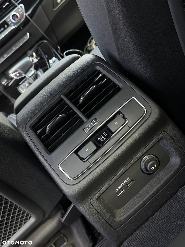 Audi A4 Limousine 35 TFSI mHEV S Line S tronic - 28