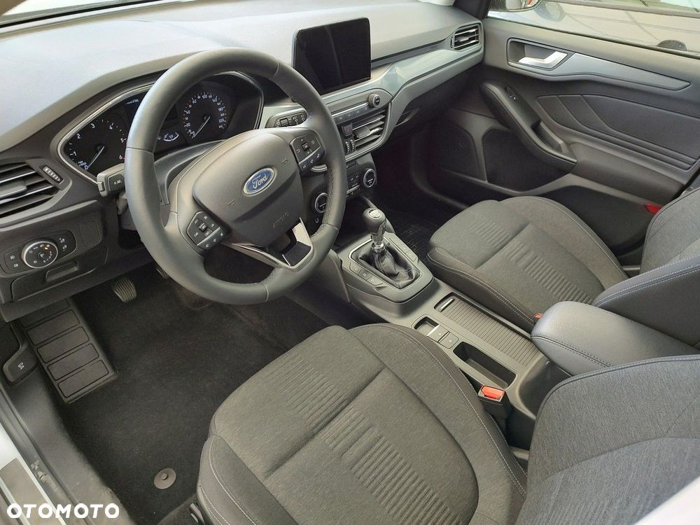 Ford Focus - 9