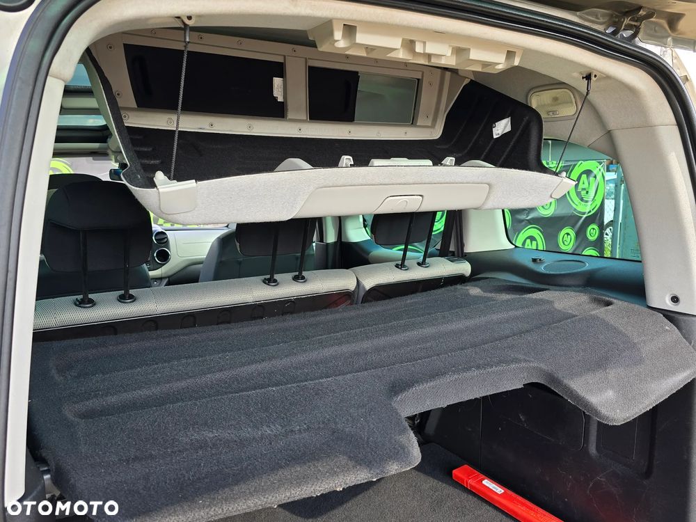 Citroën Berlingo e-HDi 90 FAP EGS6 Multispace - 26