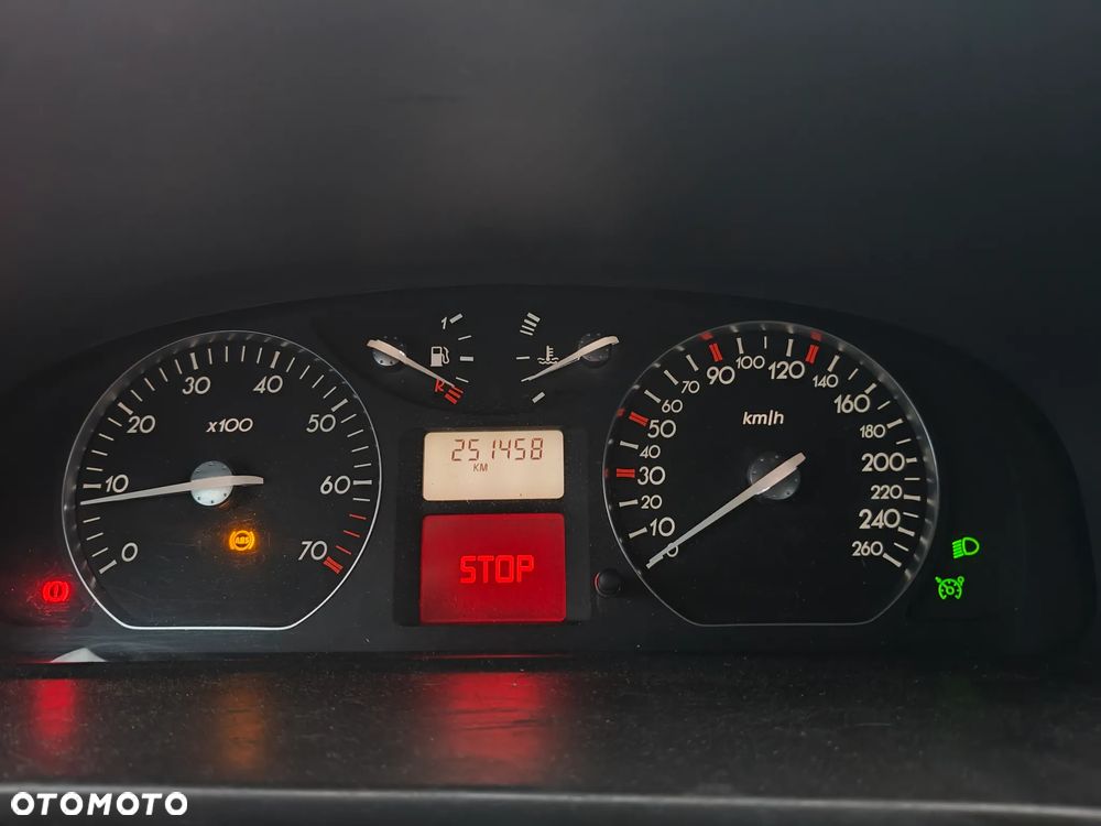 Renault Laguna 1.8 Privilege - 17