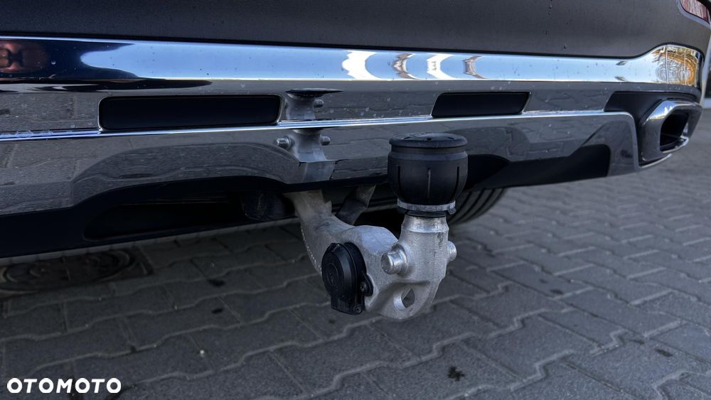 Mercedes-Benz GLC - 10