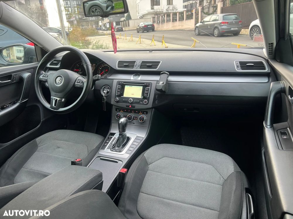 Volkswagen Passat Variant 2.0 Blue TDI DPF DSG Comfortline - 8