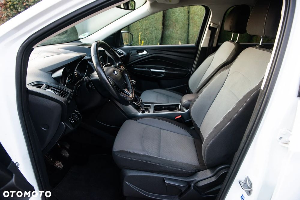 Ford Kuga 2.0 TDCi 4x4 Titanium - 18