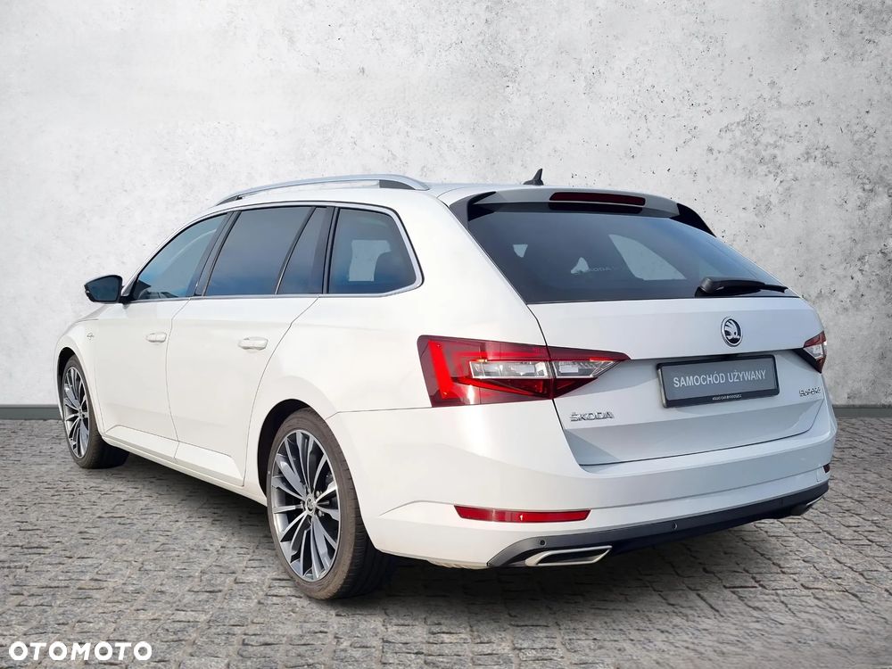 Skoda Superb 2.0 TSI L&K DSG - 6