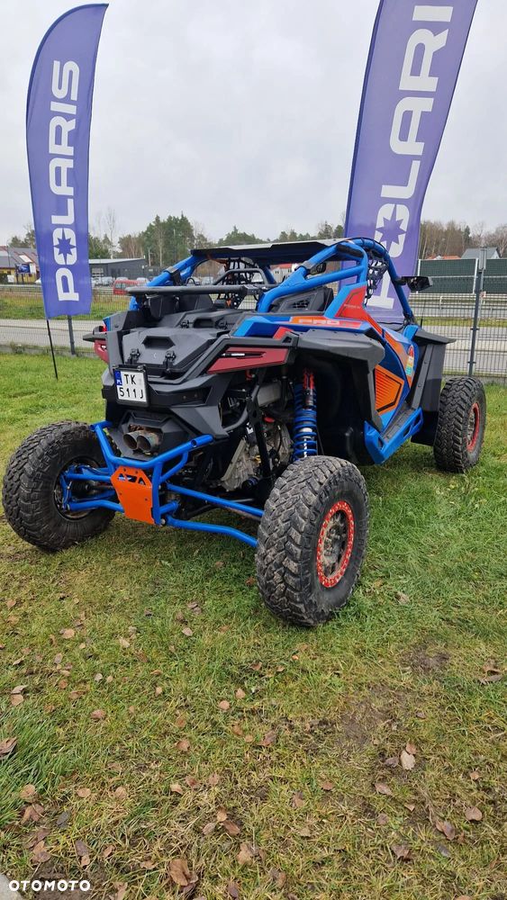 Polaris RZR - 9