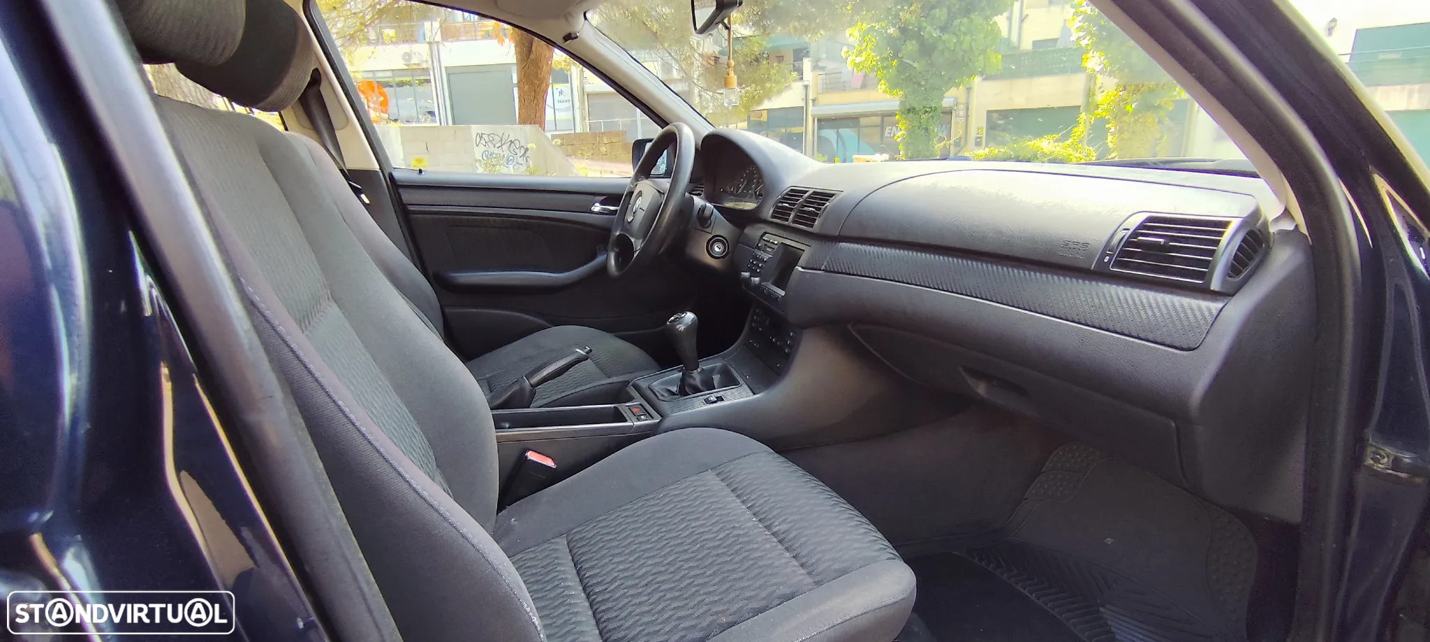 BMW 320 d Touring - 10