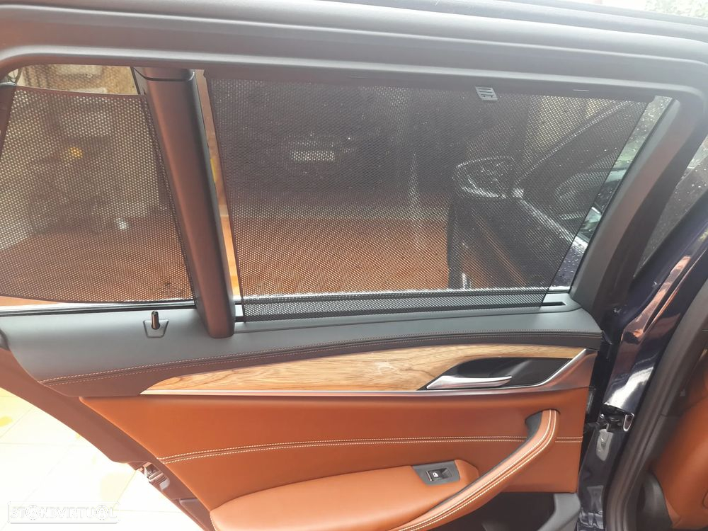 BMW 530 e Aut. Luxury Line - 33