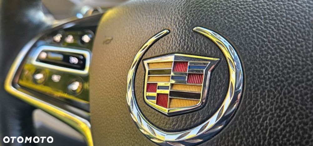 Cadillac CTS - 8