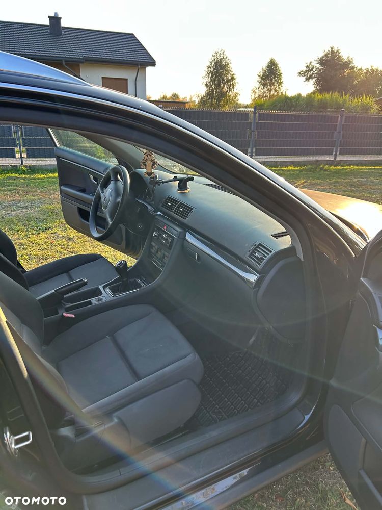 Audi A4 Avant - 10