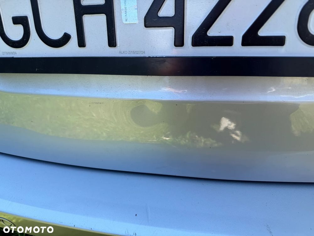 Ford Tourneo Courier 1.0 EcoBoost S&S Titanium - 14