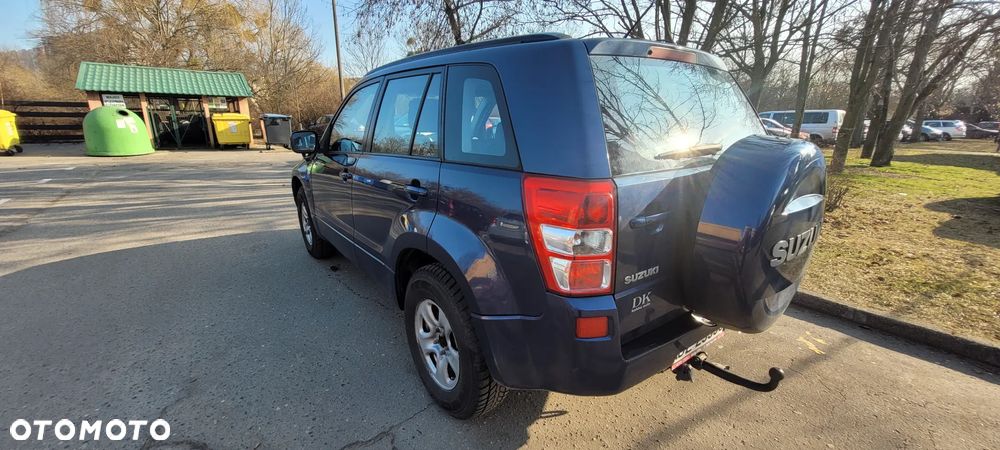 Suzuki Grand Vitara 2.0 De luxe - 4