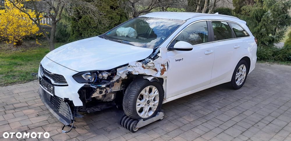 Kia Ceed 1.5 T-GDI DCT7 OPF Spirit - 3