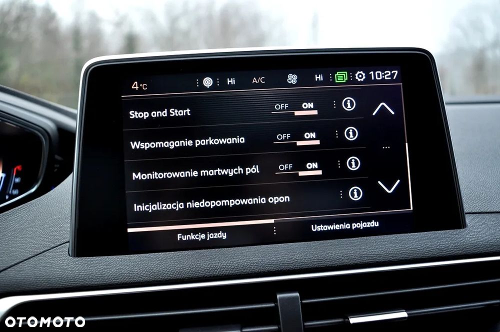 Peugeot 3008 1.2 PureTech Allure S&S - 32